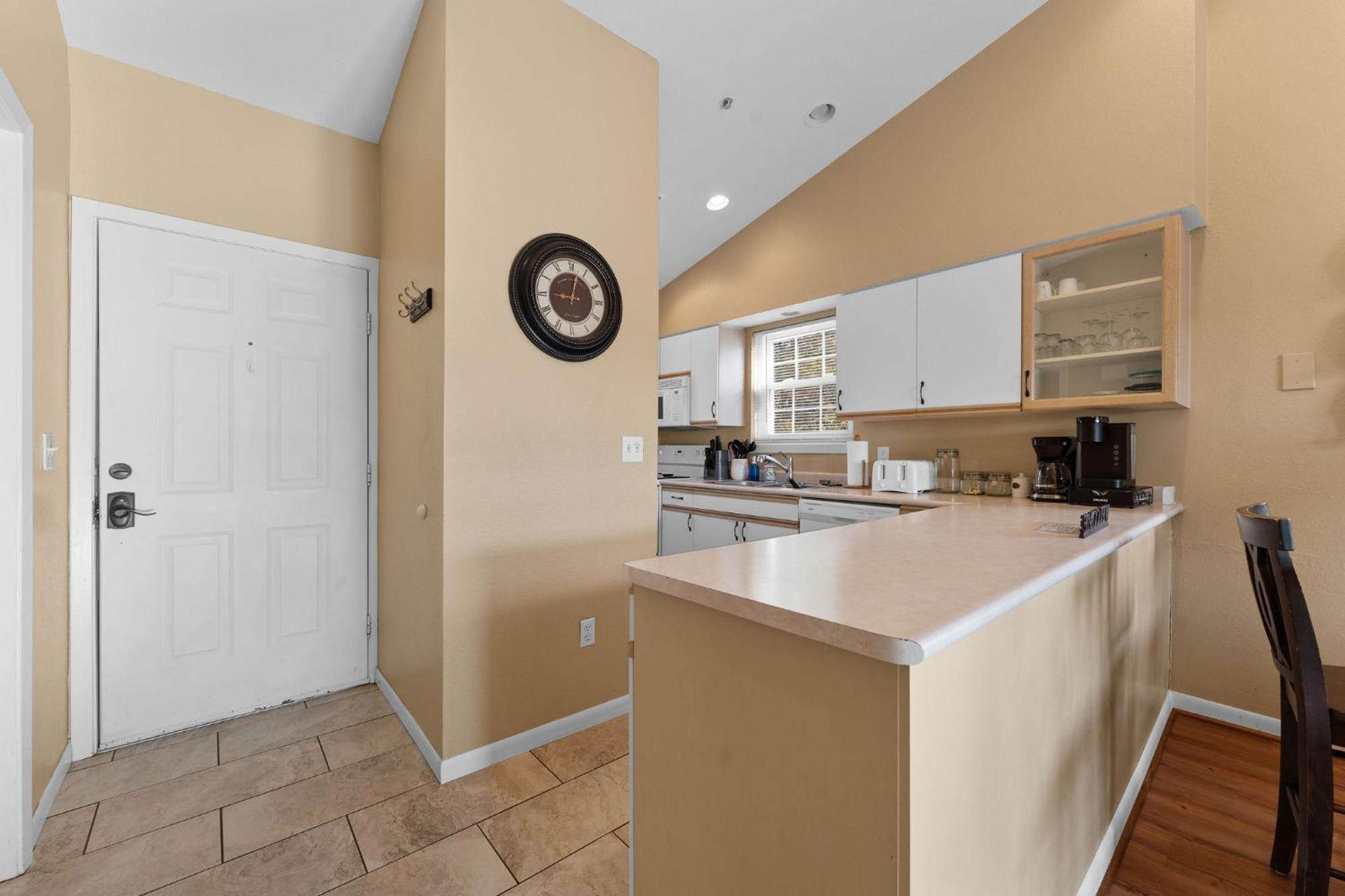 Cozy Top Floor 2Br Condo With View And Amenities!! Point Lookout 外观 照片